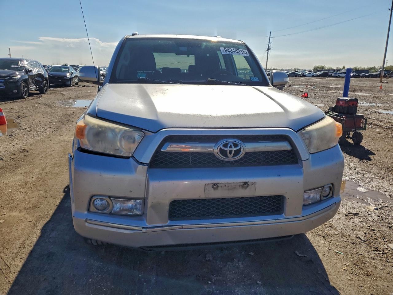 Toyota 4Runner Sr5 Image 2