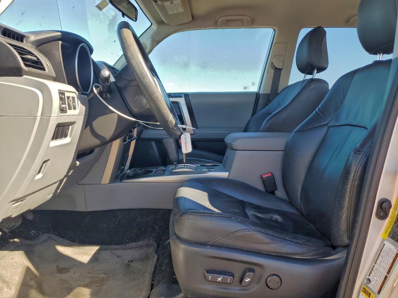 Toyota 4Runner Sr5 Image 4