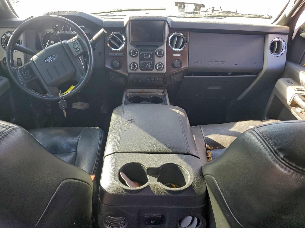 Ford F-350 Super Duty Image 11