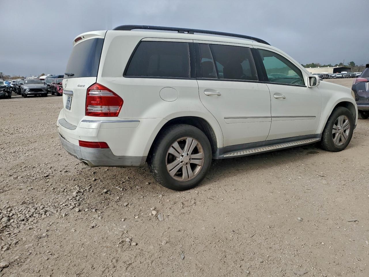 Mercedes-Benz G-Class 450 4matic Image 3