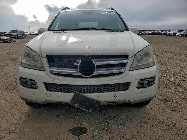 Mercedes-Benz G-Class 450 4matic Image 9