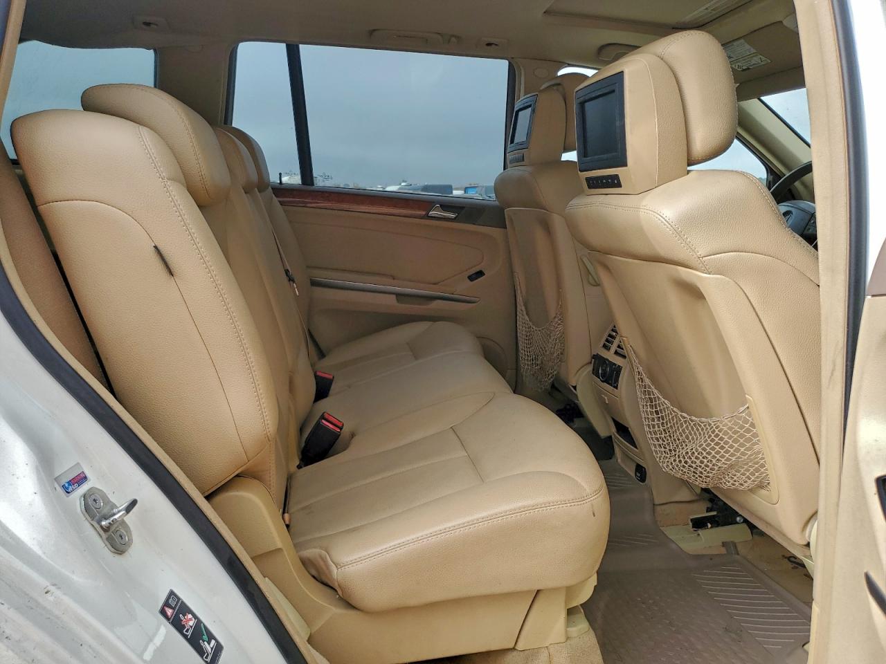 Mercedes-Benz G-Class 450 4matic Image 12