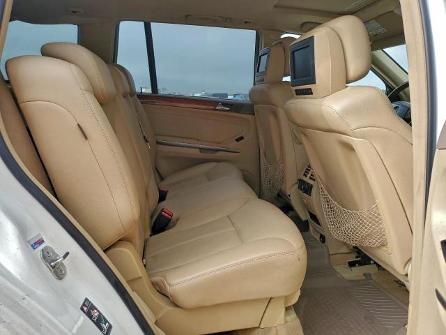 Mercedes-Benz G-Class 450 4matic Image 12