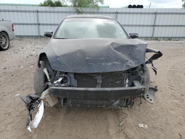 Nissan Altima Base Image 12