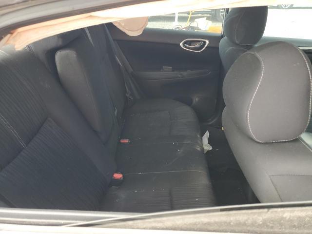 Nissan Sentra S Image 12