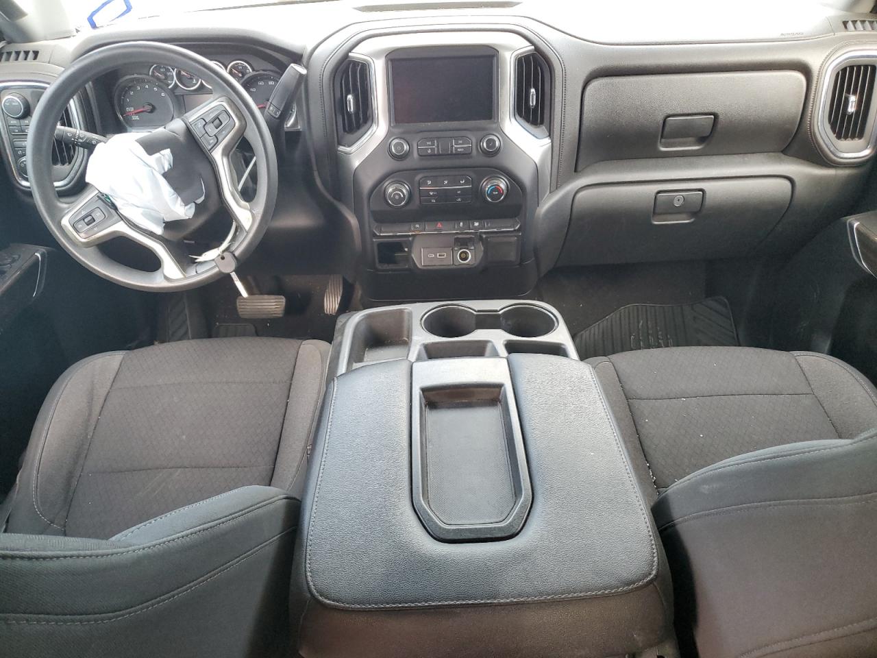 Chevrolet Silverado K1500 Lt Image 3