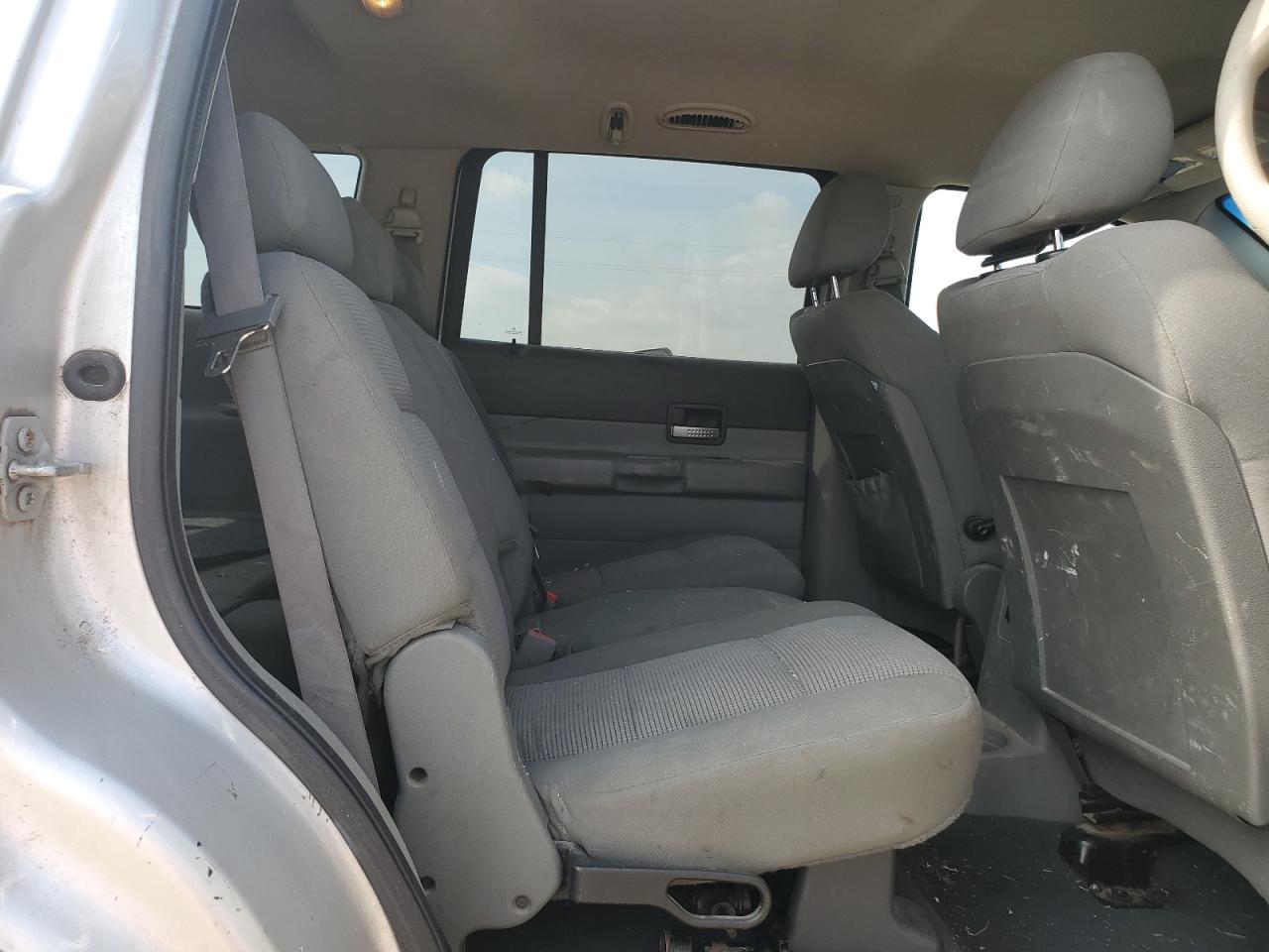 Dodge Durango Slt Image 9