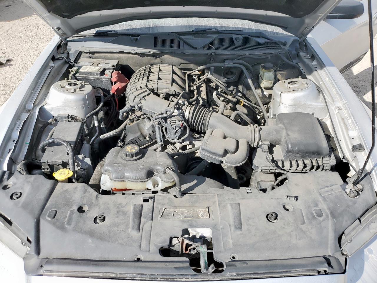 Ford Mustang Image 8