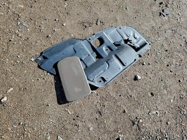 Toyota Camry Le Image 13