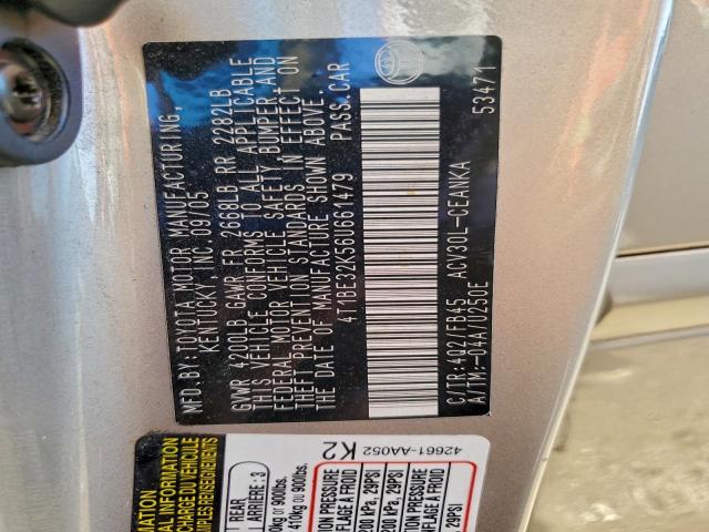 Toyota Camry Le Image 8