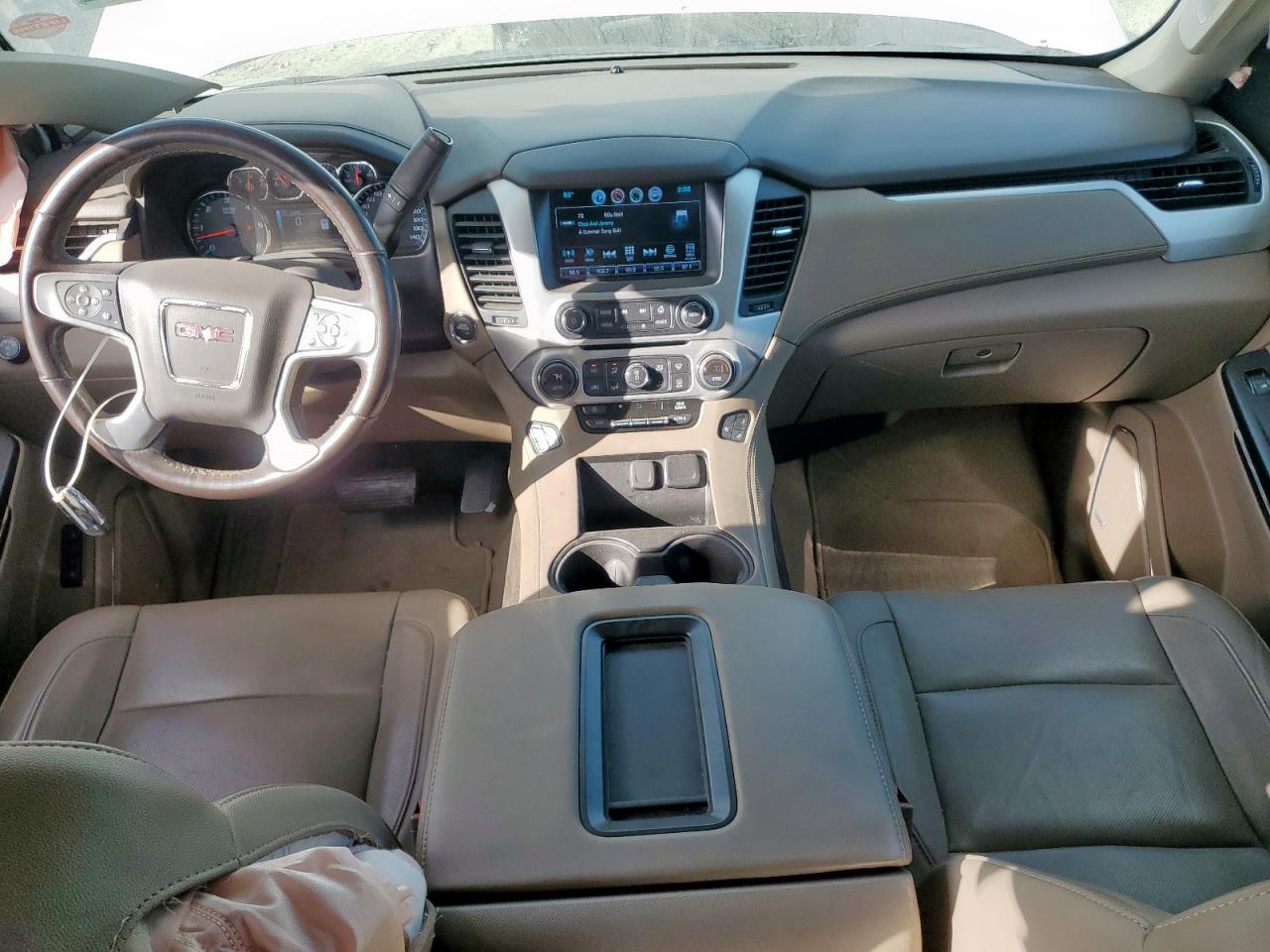 GMC Yukon Slt Image 3