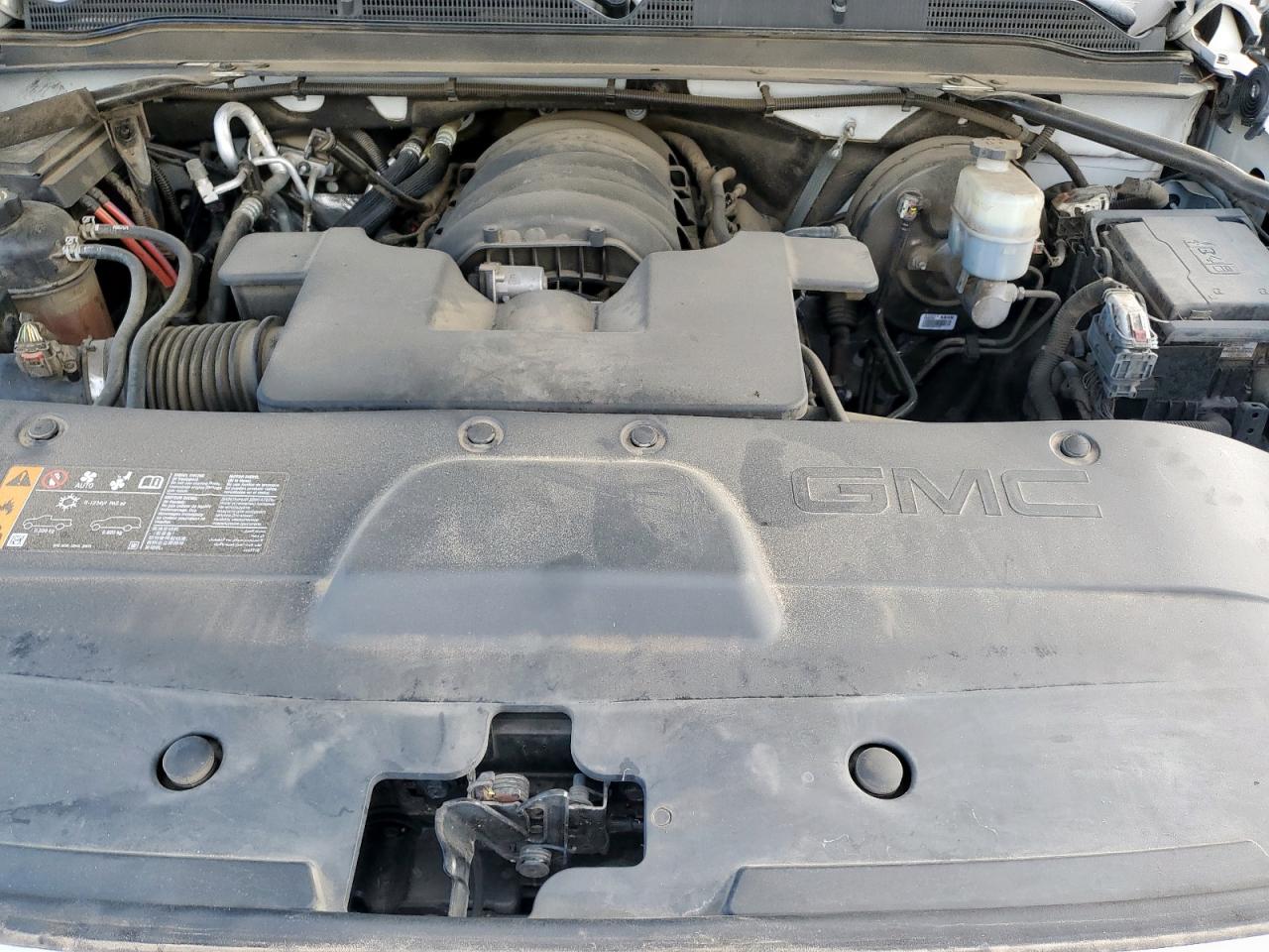 GMC Yukon Slt Image 6