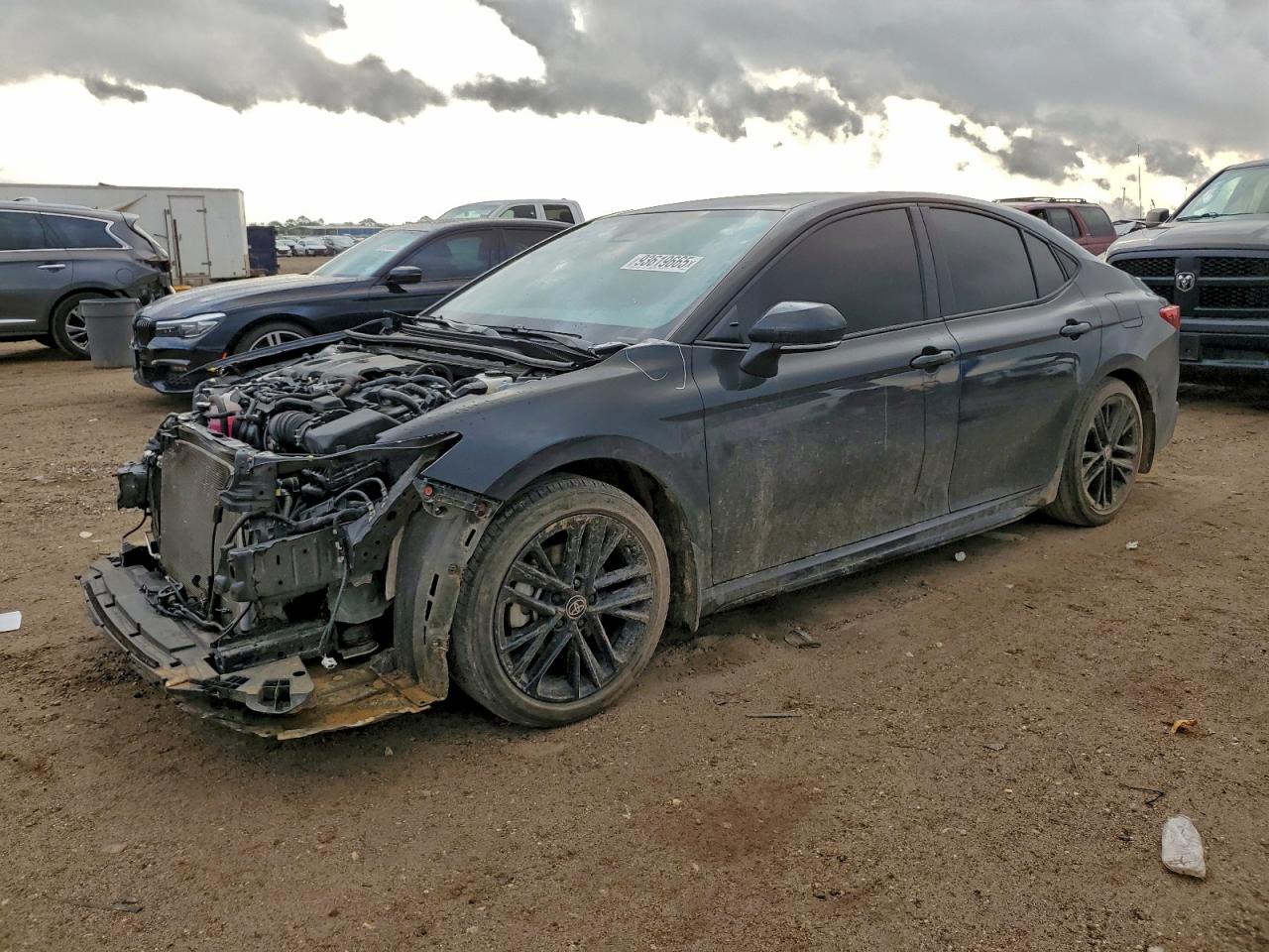 Toyota Camry Xse Image 1