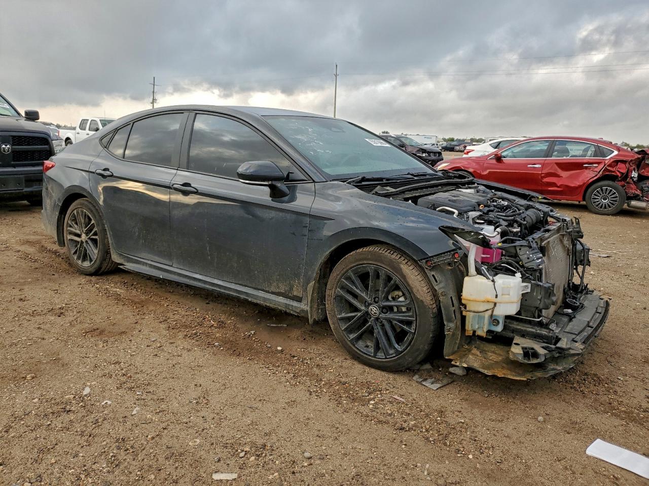 Toyota Camry Xse Image 3