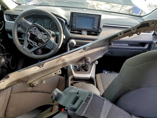 Toyota RAV4 Xle Image 13