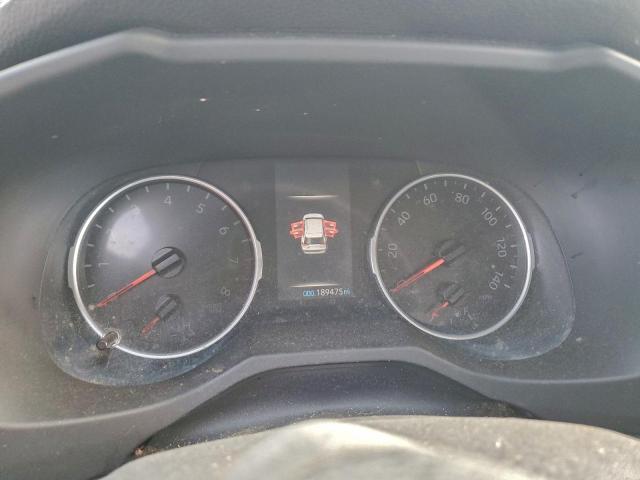 Toyota RAV4 Xle Image 12