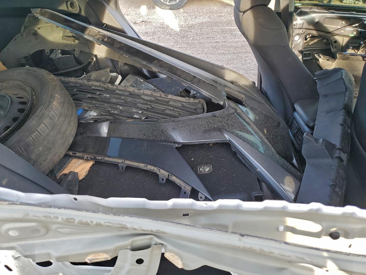 Toyota RAV4 Xle Image 10