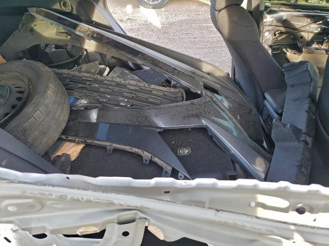 Toyota RAV4 Xle Image 10