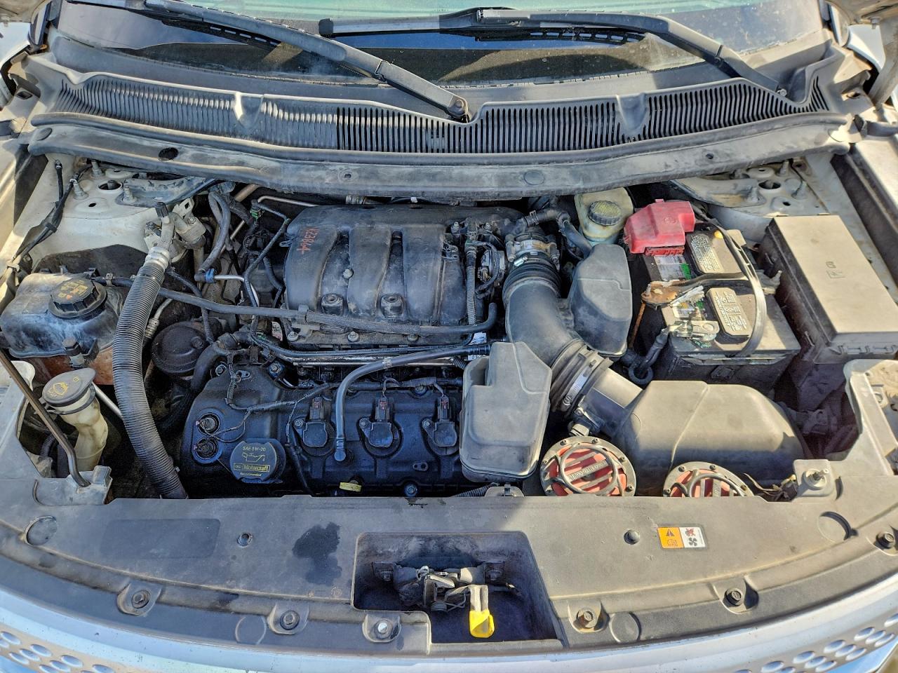 Ford Explorer Xlt Image 3