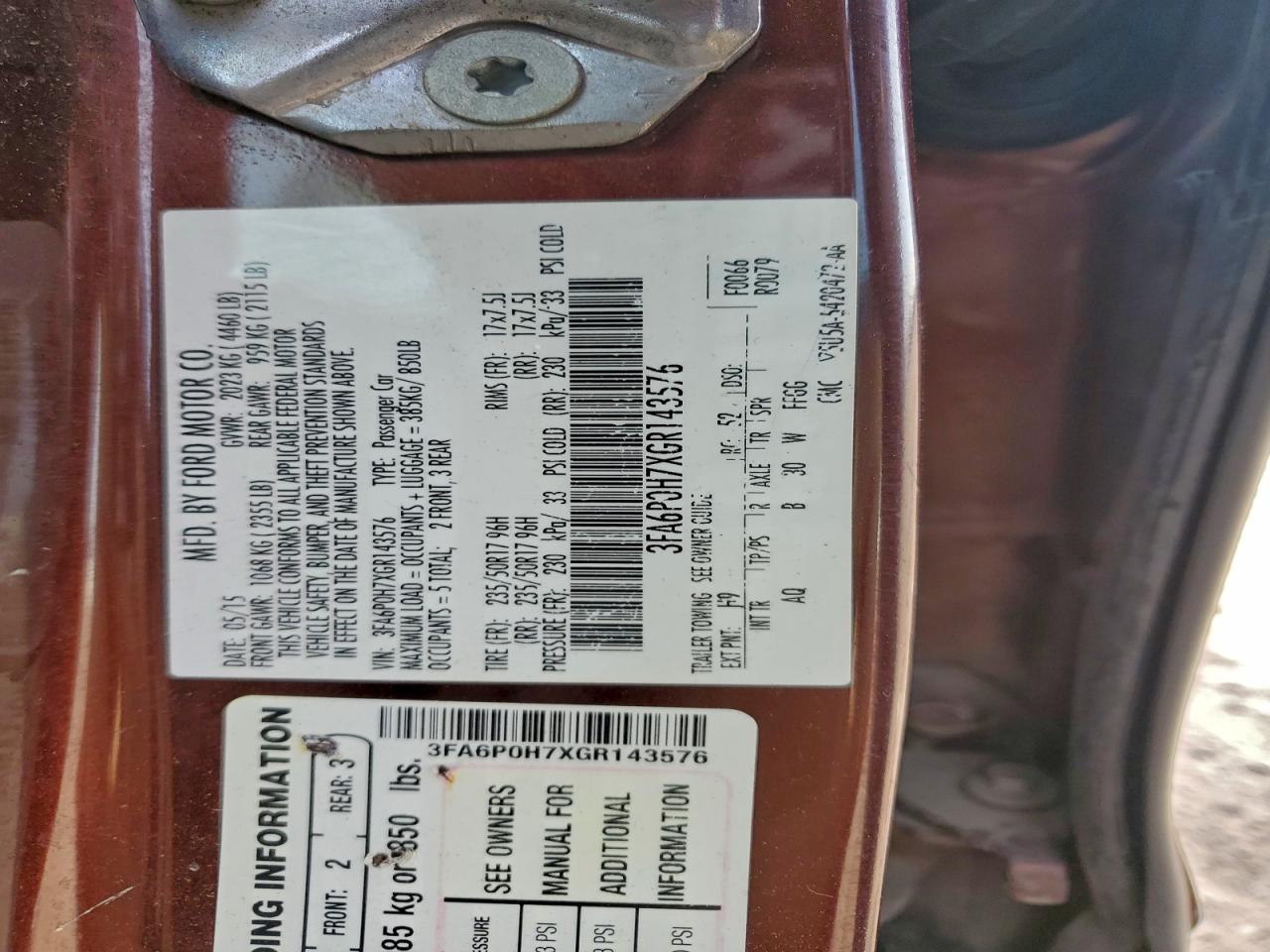 Ford Fusion Se Image 8