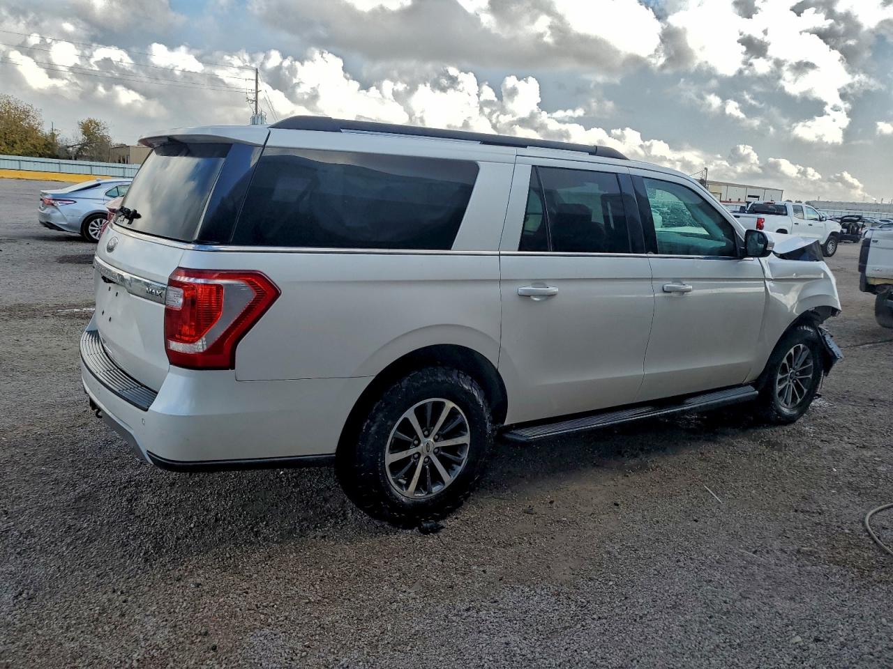 Ford Expedition Max Xlt Image 12