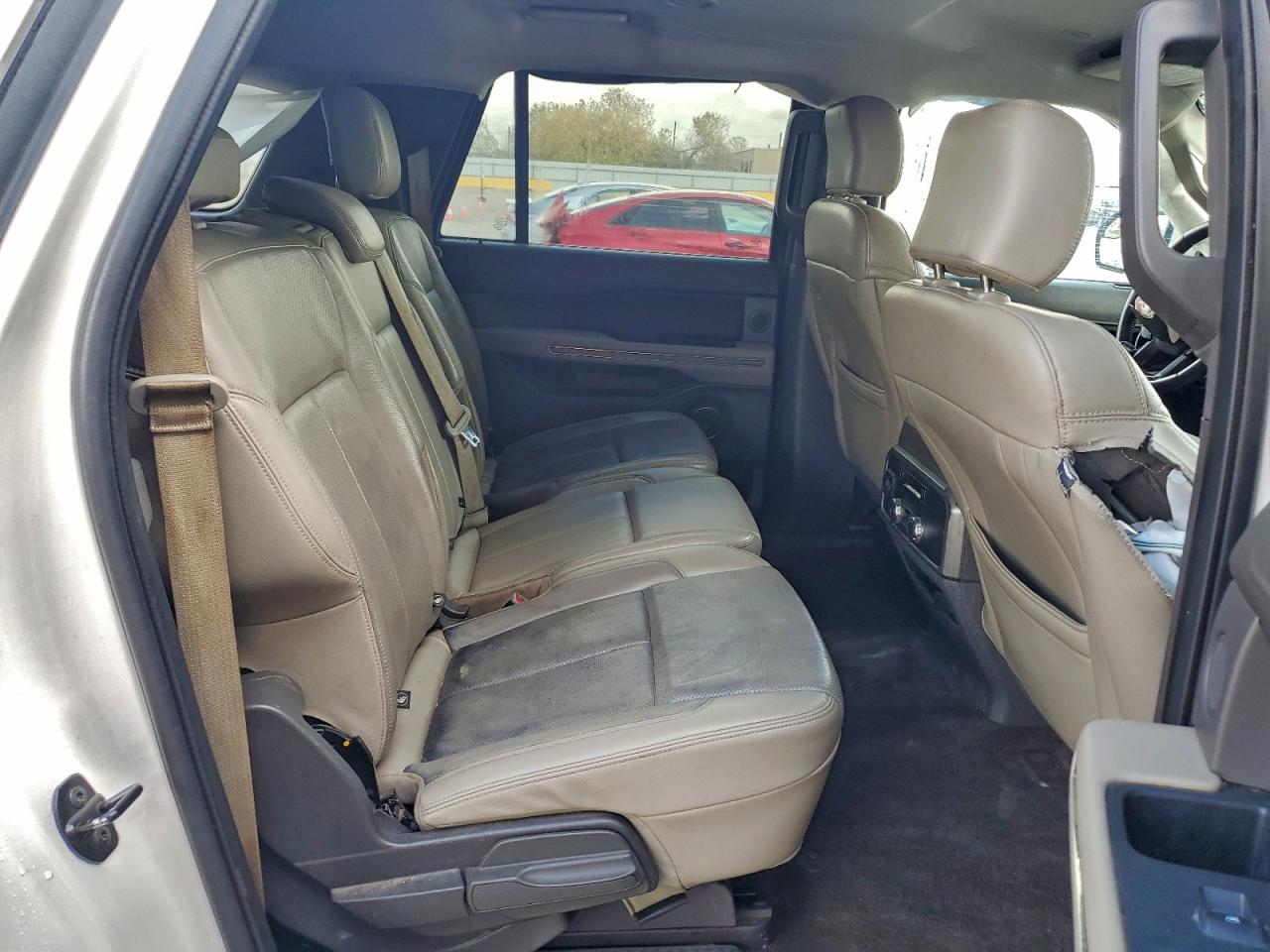 Ford Expedition Max Xlt Image 11