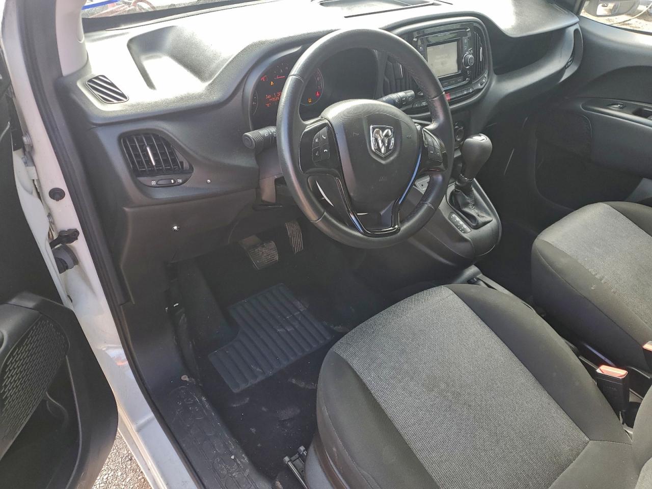 Ram Promaster Slt Image 6