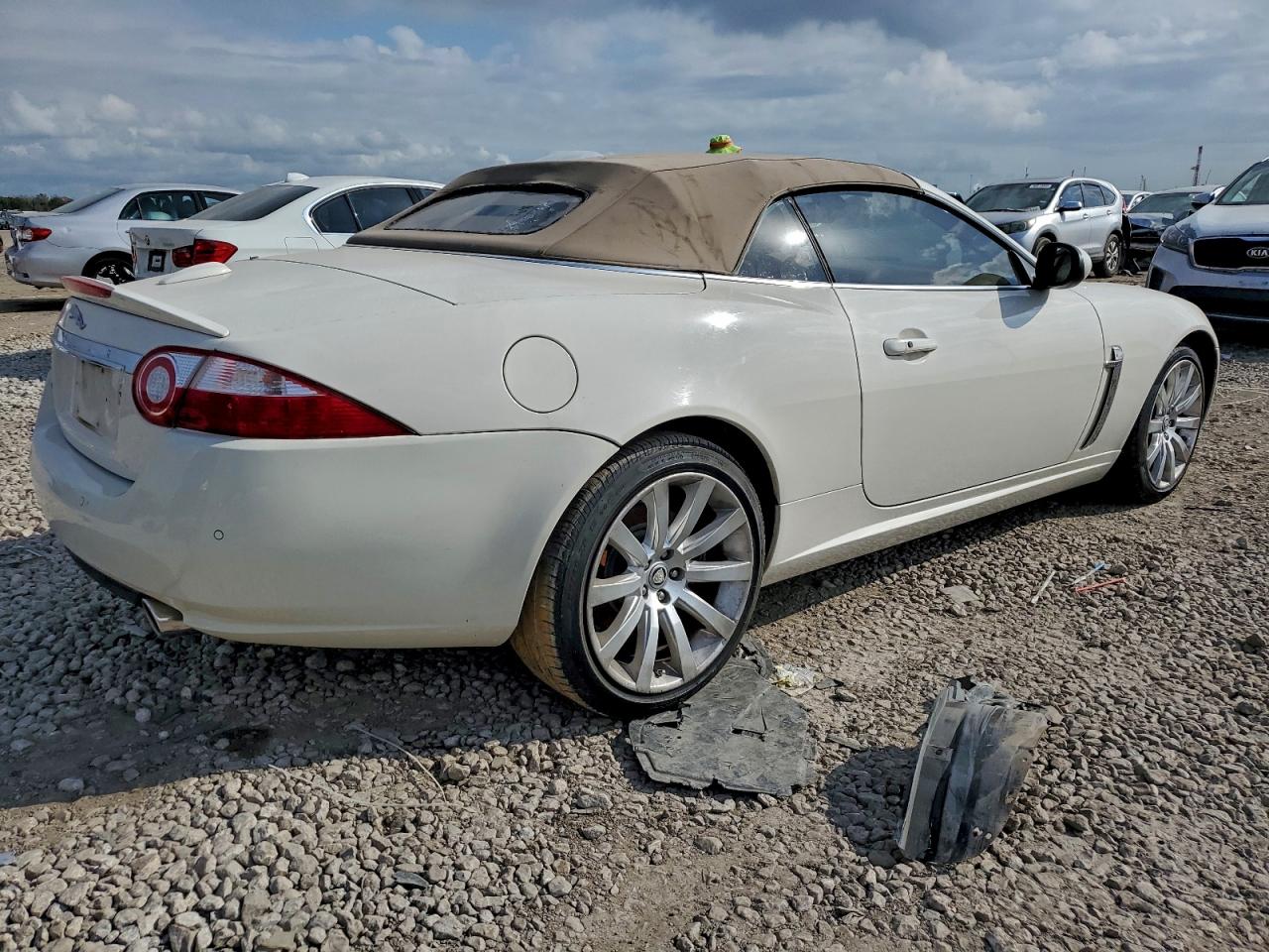 Jaguar XK Image 7
