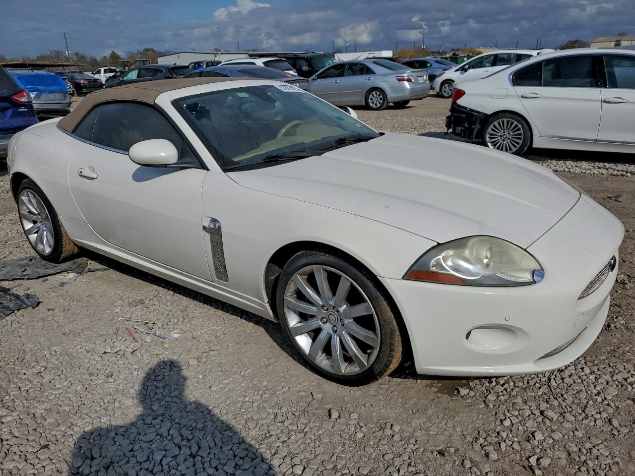 Jaguar XK Image 3