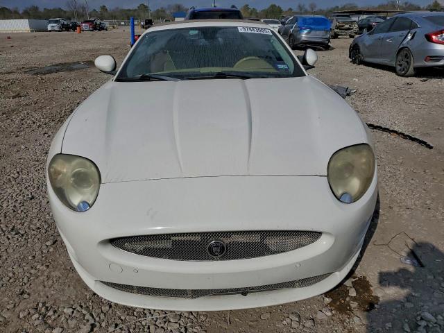 Jaguar XK Image 4