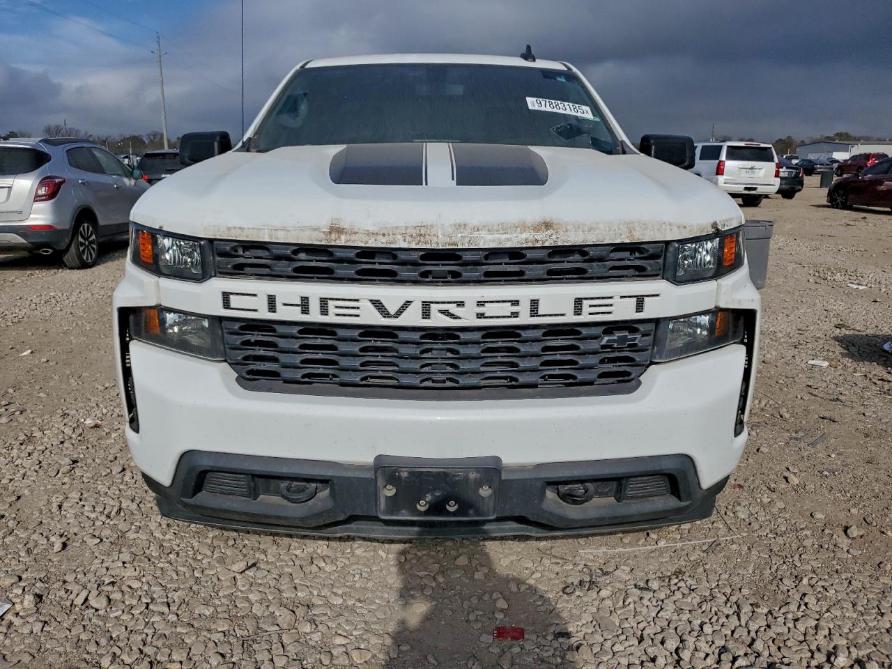 Chevrolet Silverado C1500 Custom Image 4