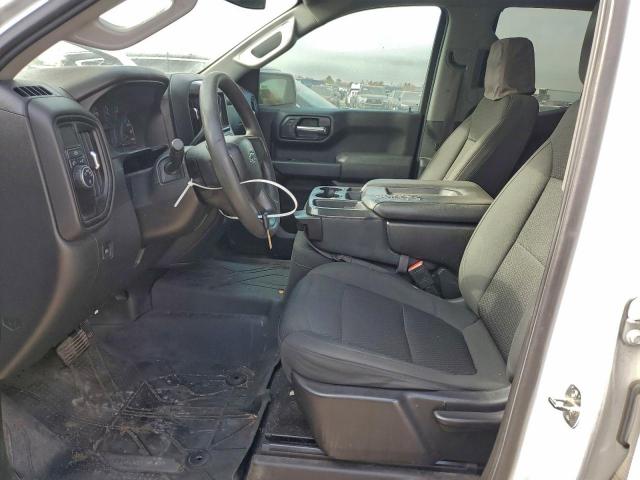 Chevrolet Silverado C1500 Custom Image 8