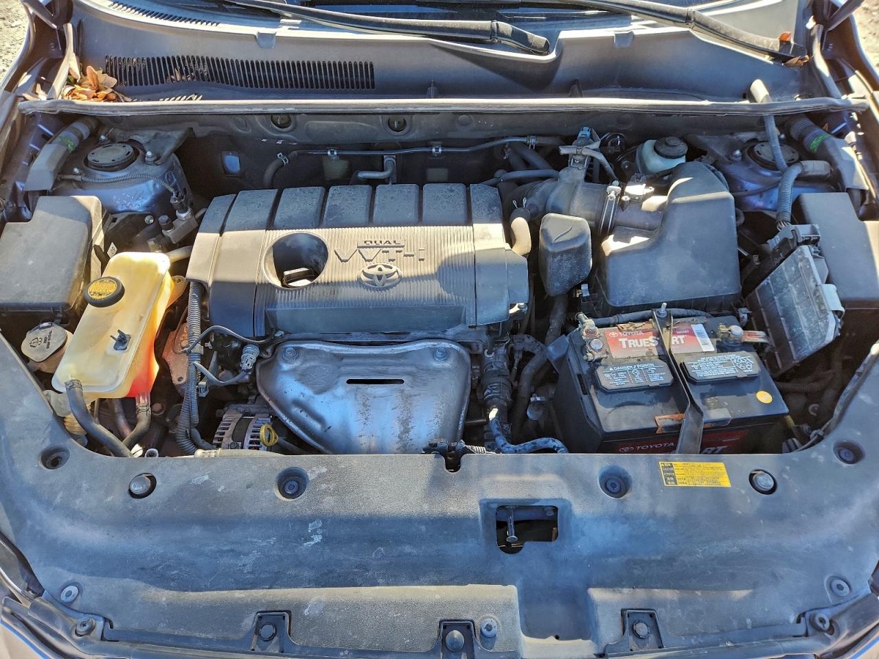 Toyota RAV4 Image 12