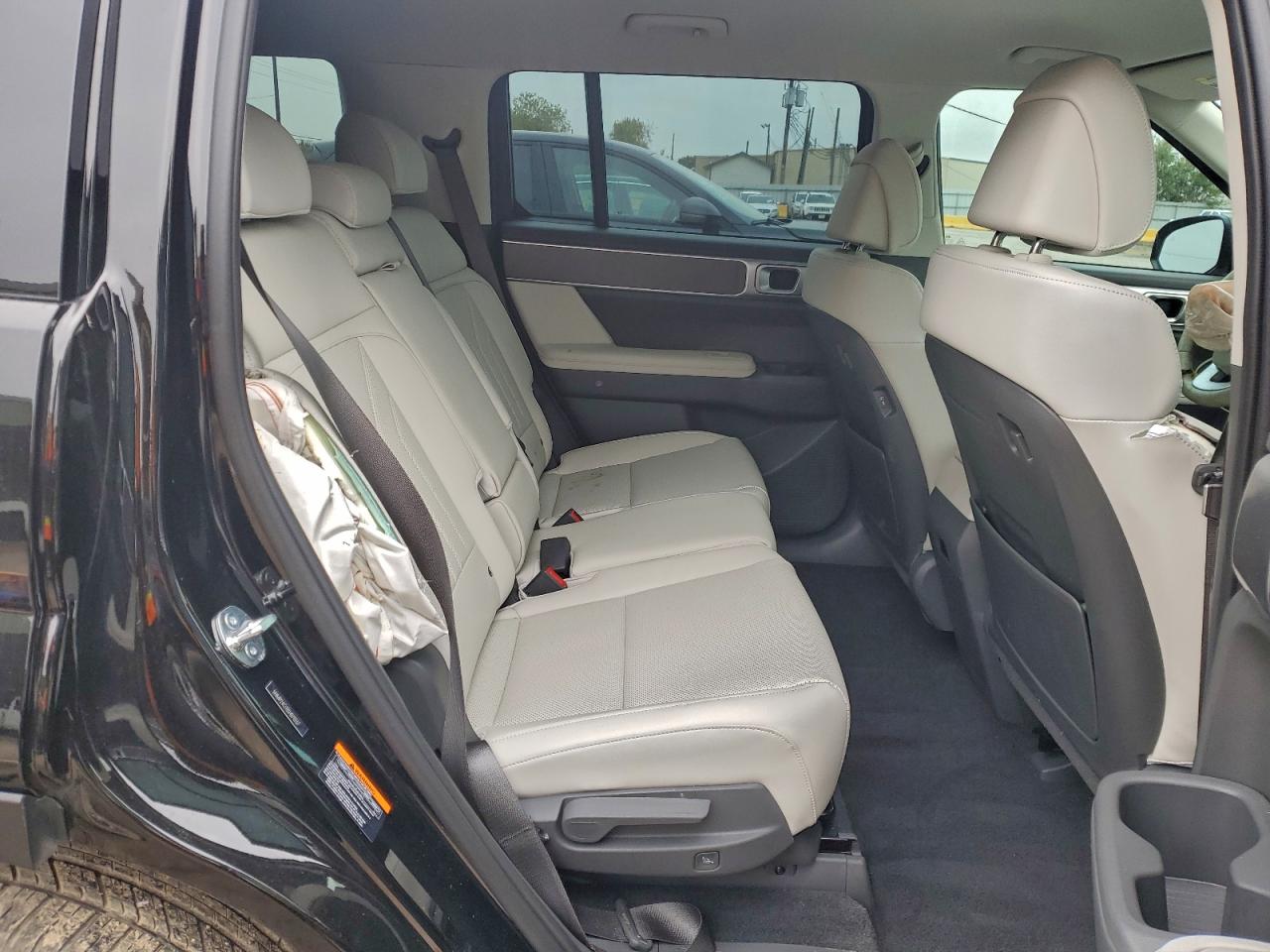 Hyundai SANTA FE Sel Image 3