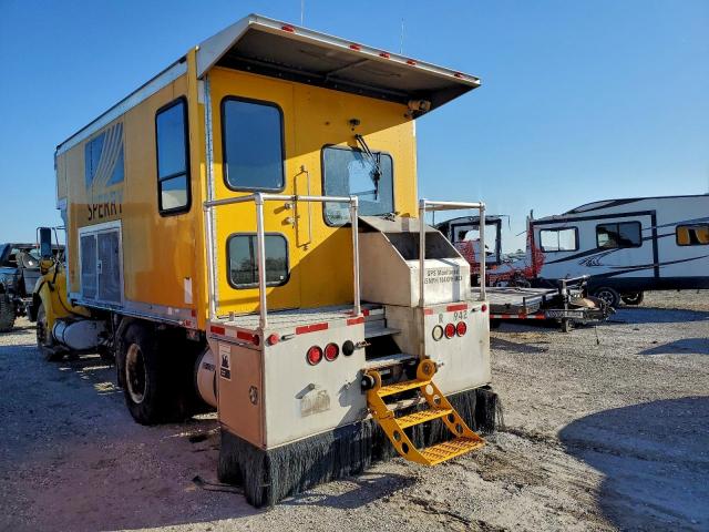 Ford F-750 Super Duty Image 3