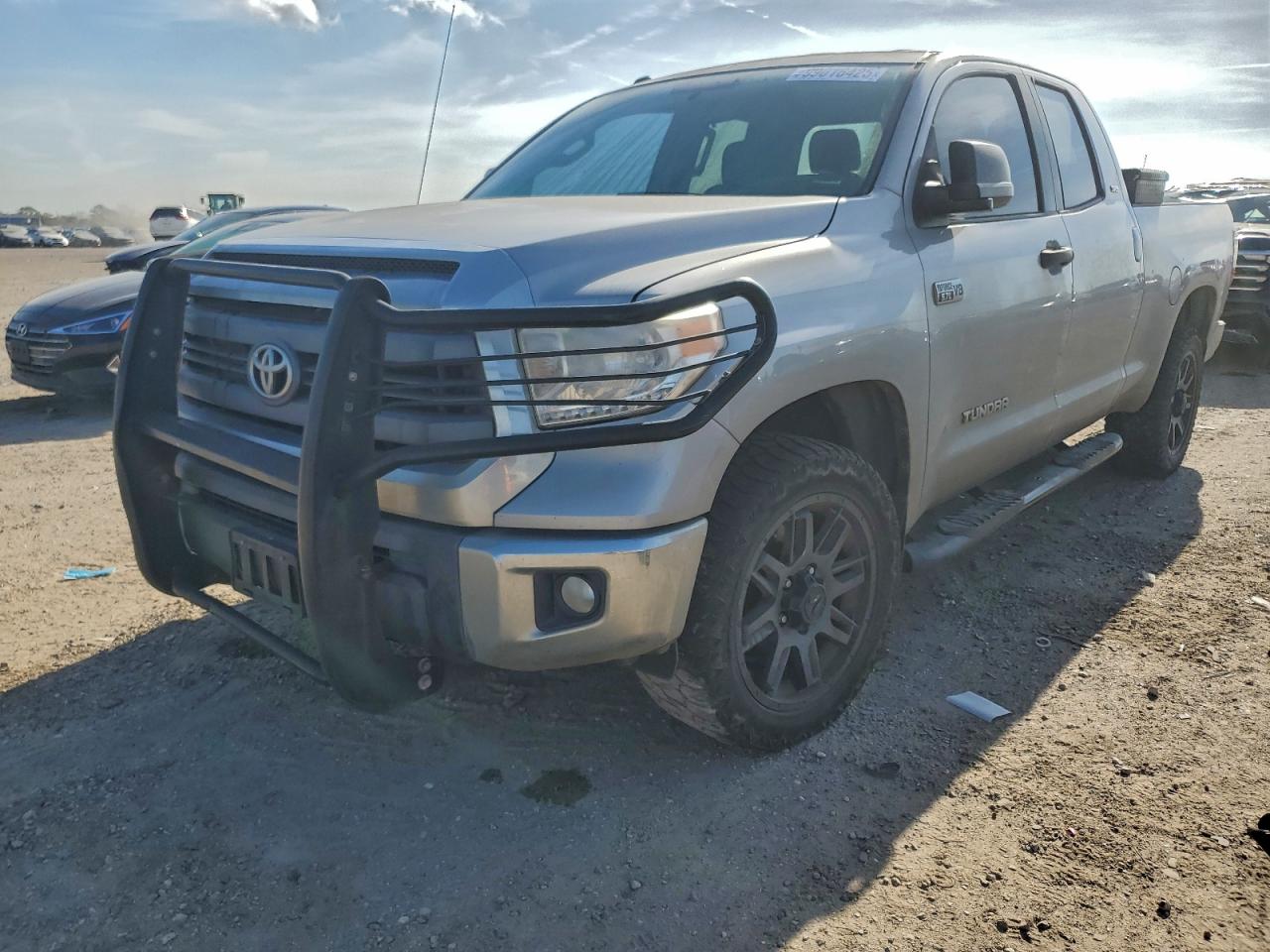 Toyota Tundra Double Cab Sr Image 1