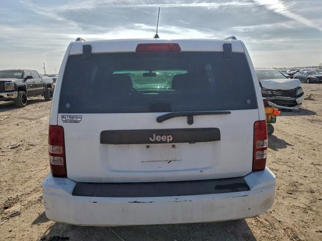 Jeep Liberty Sport Image 2