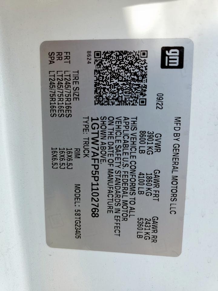 GMC Savana G2500 Image 10