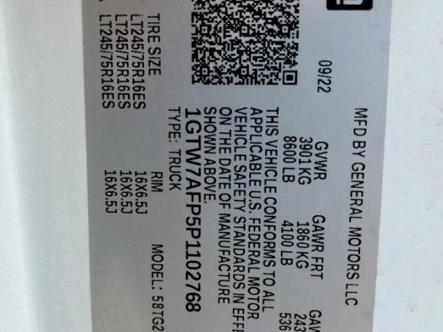 GMC Savana G2500 Image 10