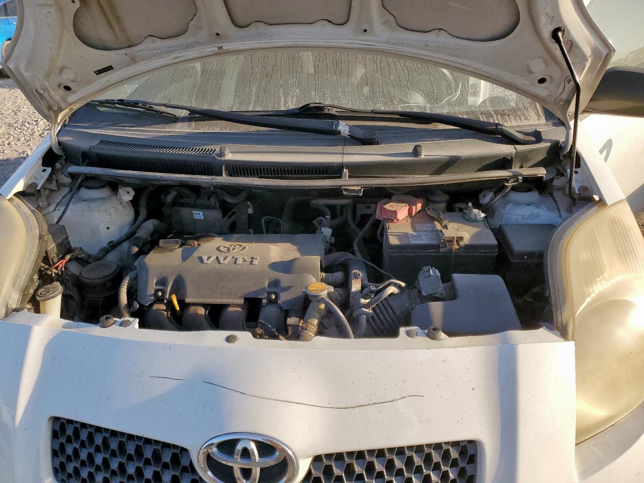 Toyota Yaris Image 11
