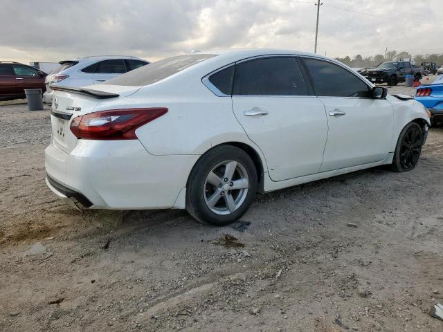 Nissan Altima 2.5 Image 5
