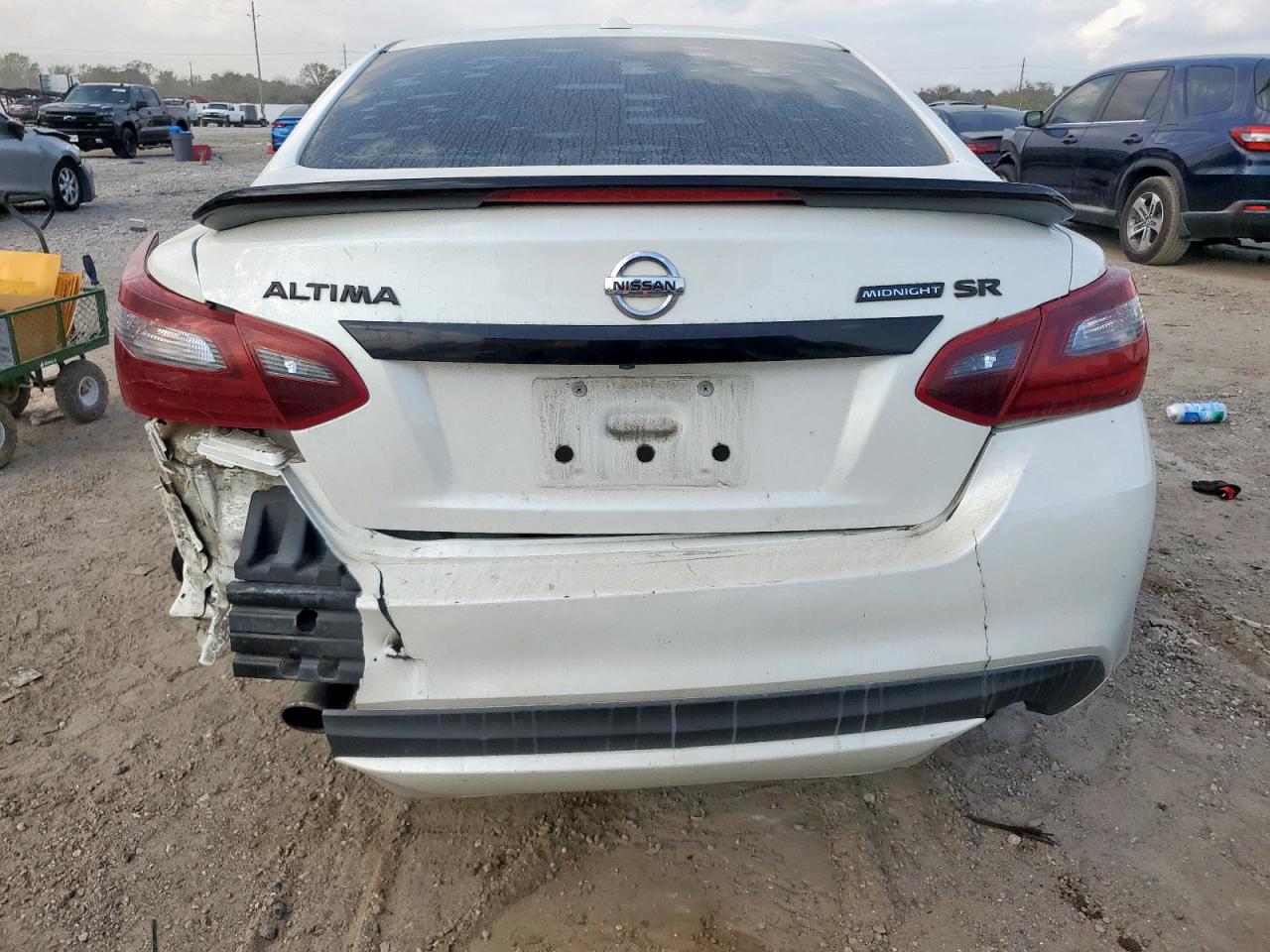 Nissan Altima 2.5 Image 11