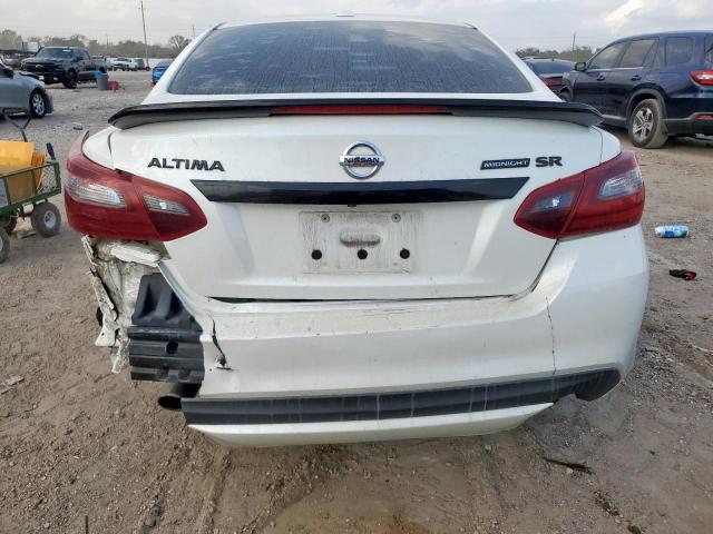 Nissan Altima 2.5 Image 11