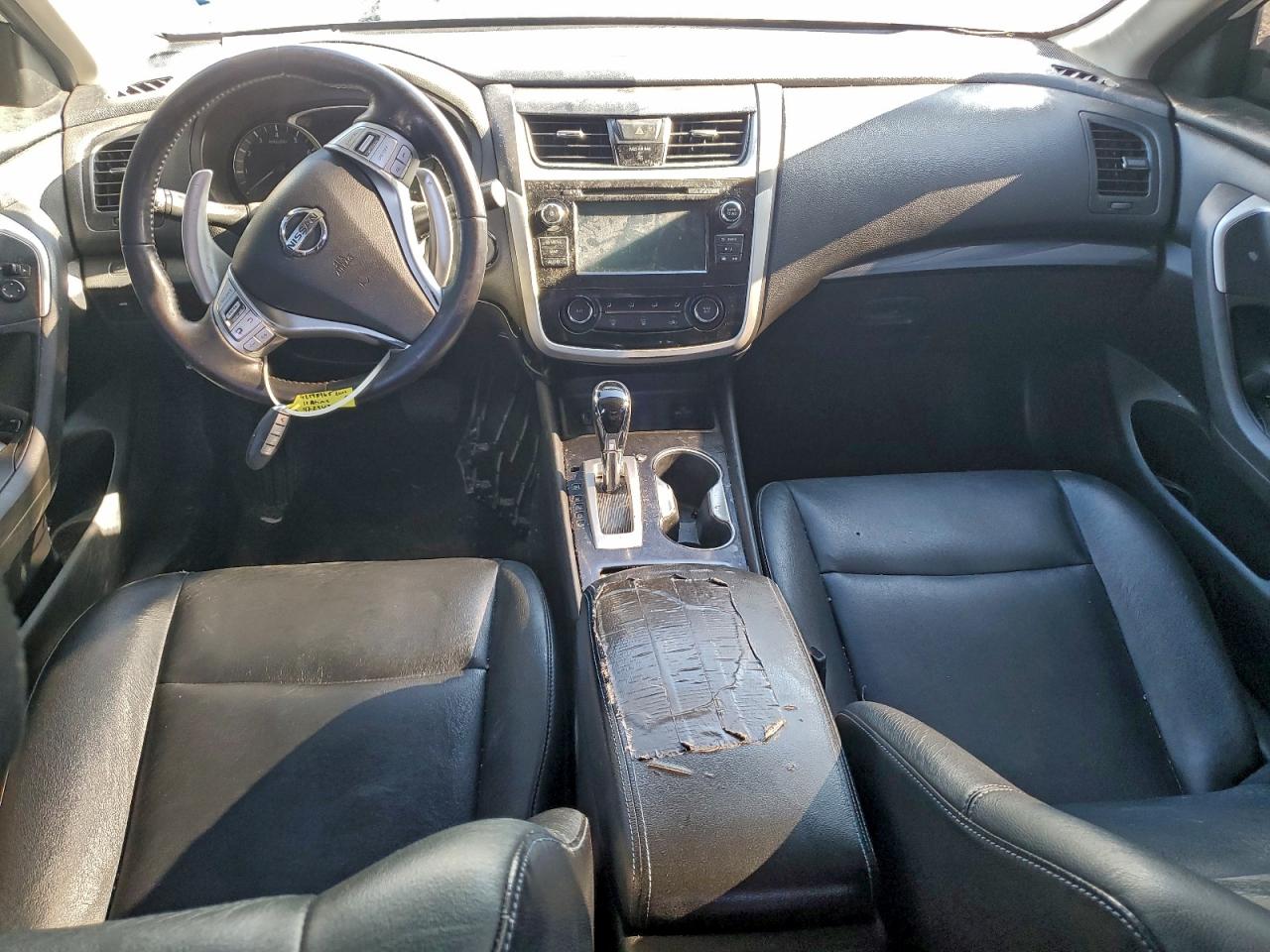 Nissan Altima 2.5 Image 6