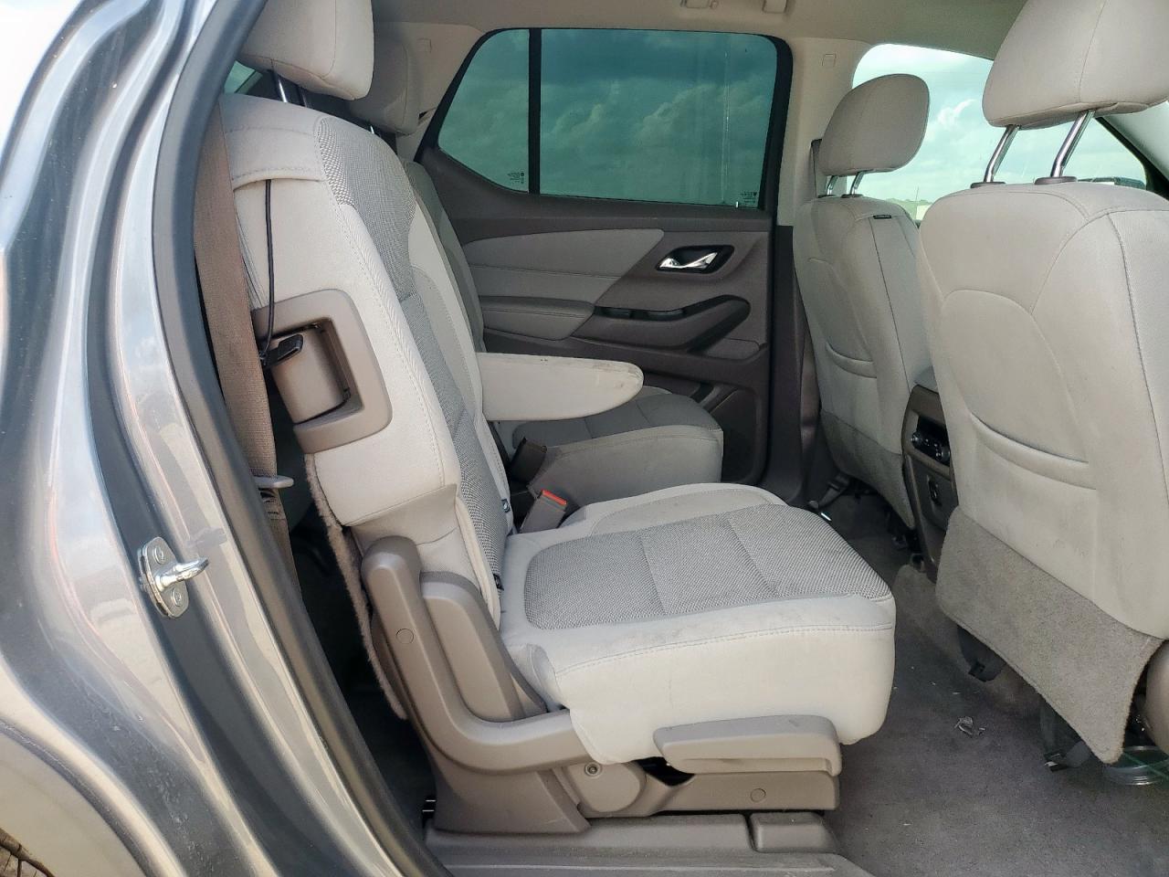 Chevrolet Traverse Lt Image 9