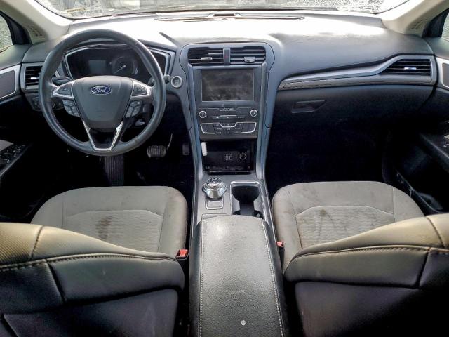 Ford Fusion Se Image 8