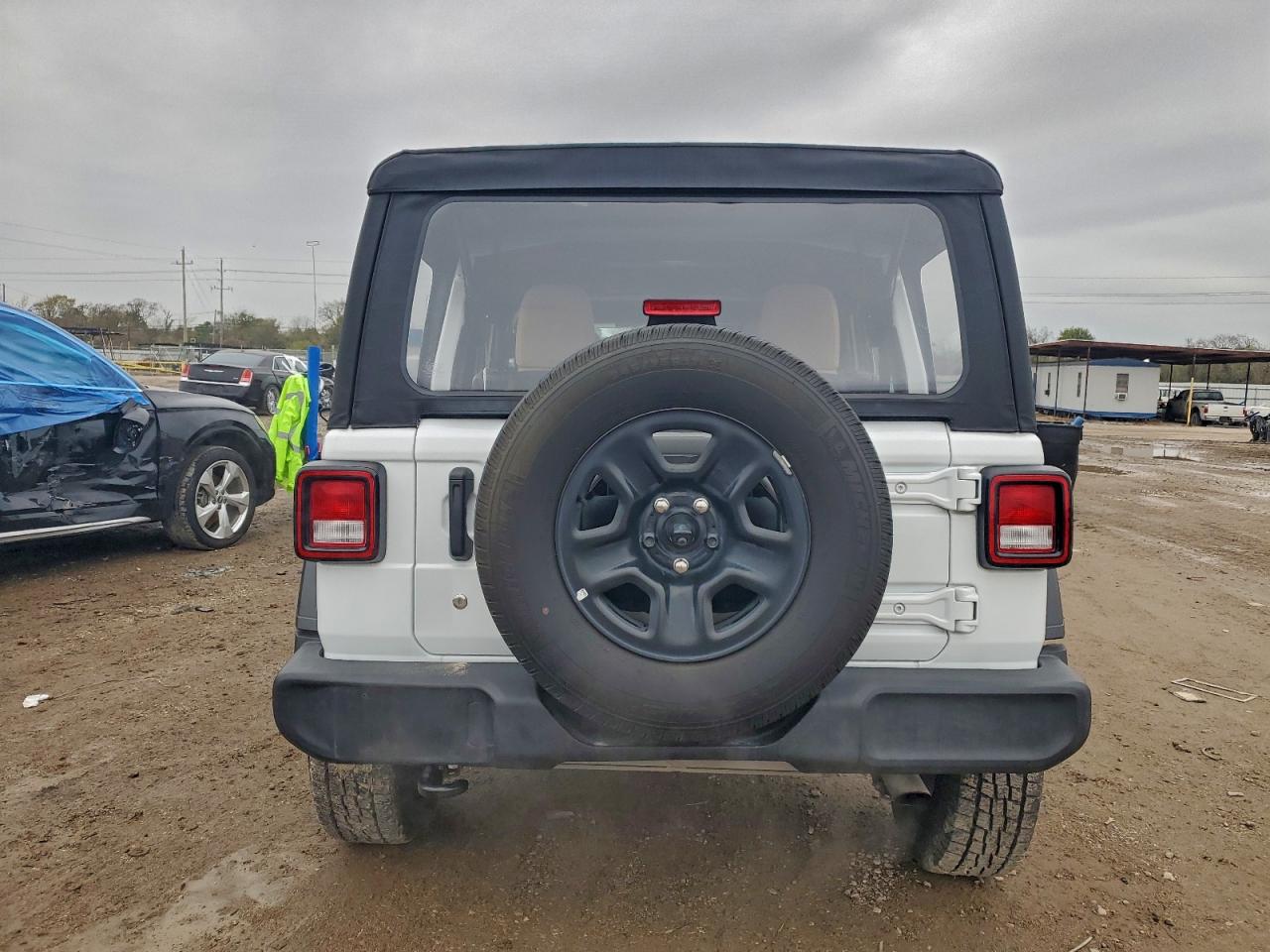 Jeep Wrangler Sport Image 2