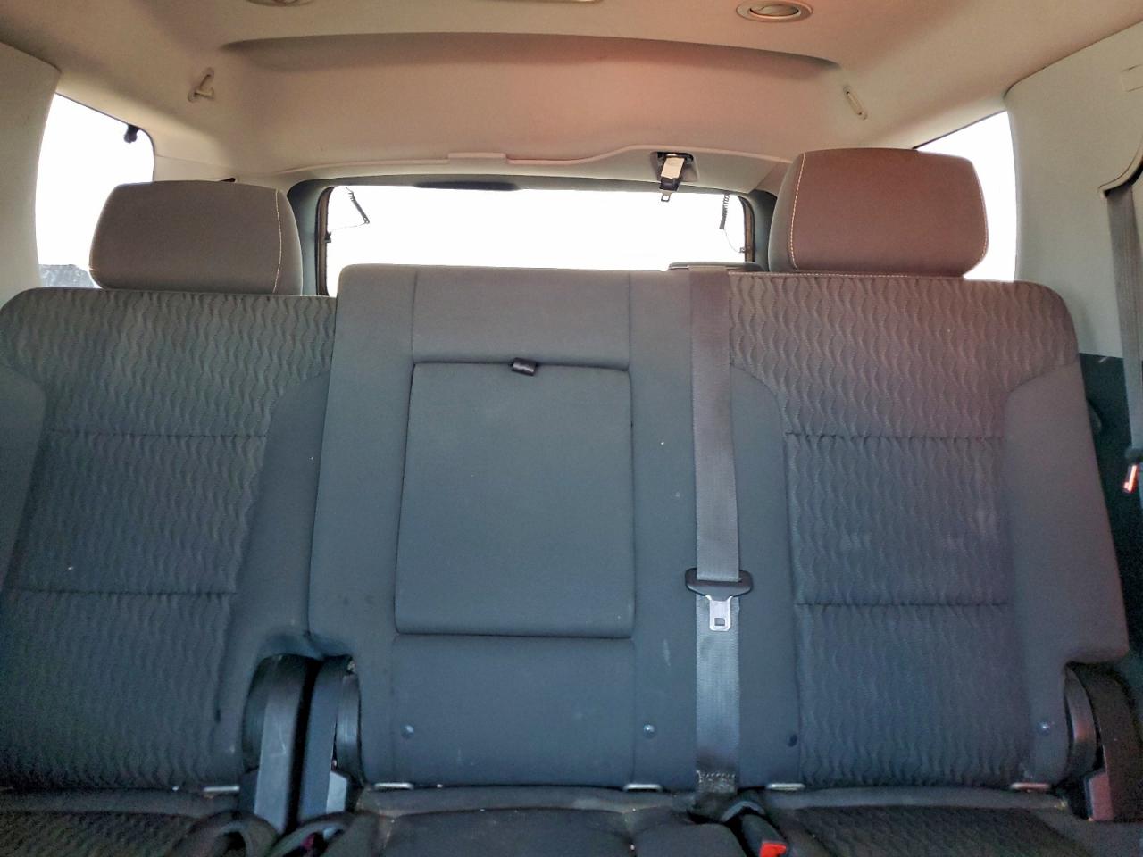 Chevrolet Tahoe C1500 Ls Image 9