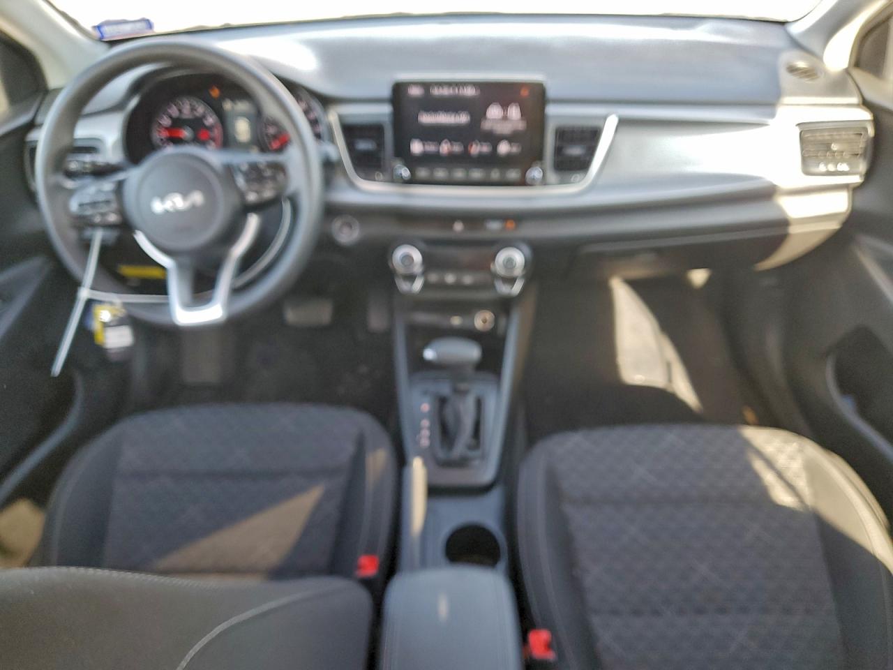 Kia Rio Lx Image 7