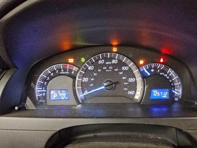 Toyota Camry Base Image 11